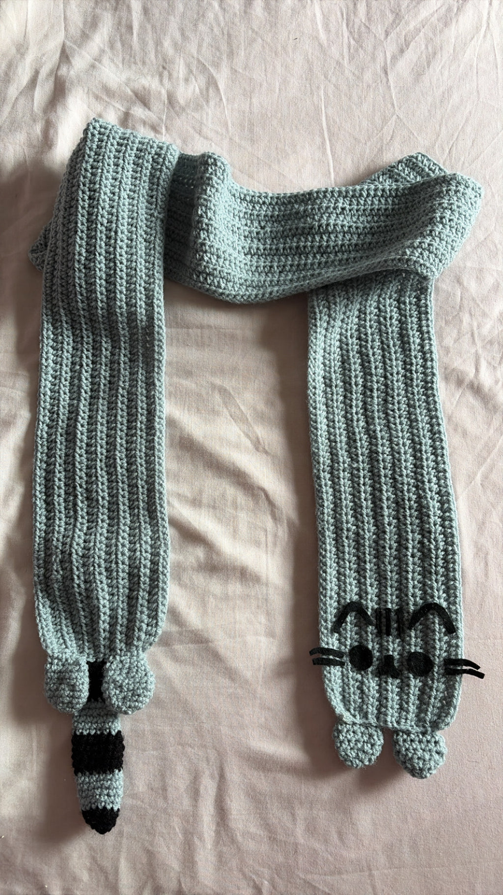 handmade cat scarf -.-